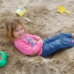 nicole-beach2-21-09